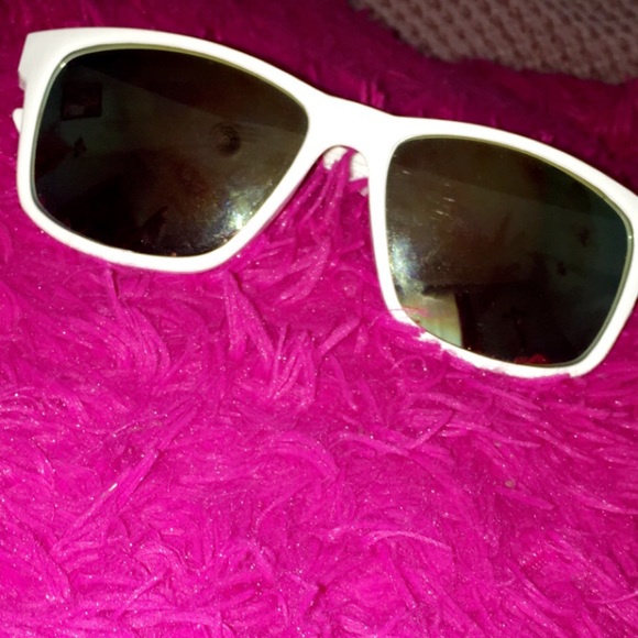 Sunglasses - Picture 2 of 2